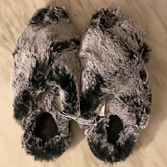 Women’s fur warm indoor flats XL(11/12), upper textile lining and sock: outsole - Picture 3 of 8
